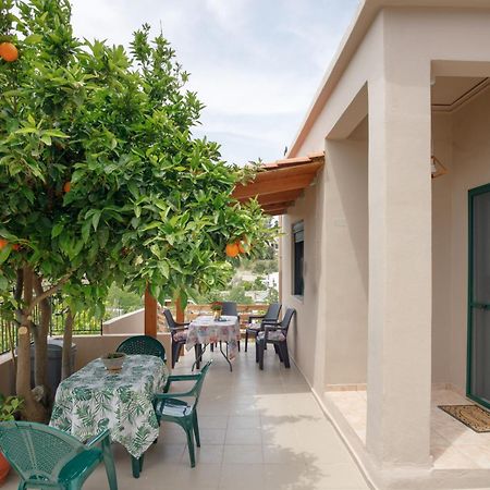 Froso'S Home Zarós Екстериор снимка
