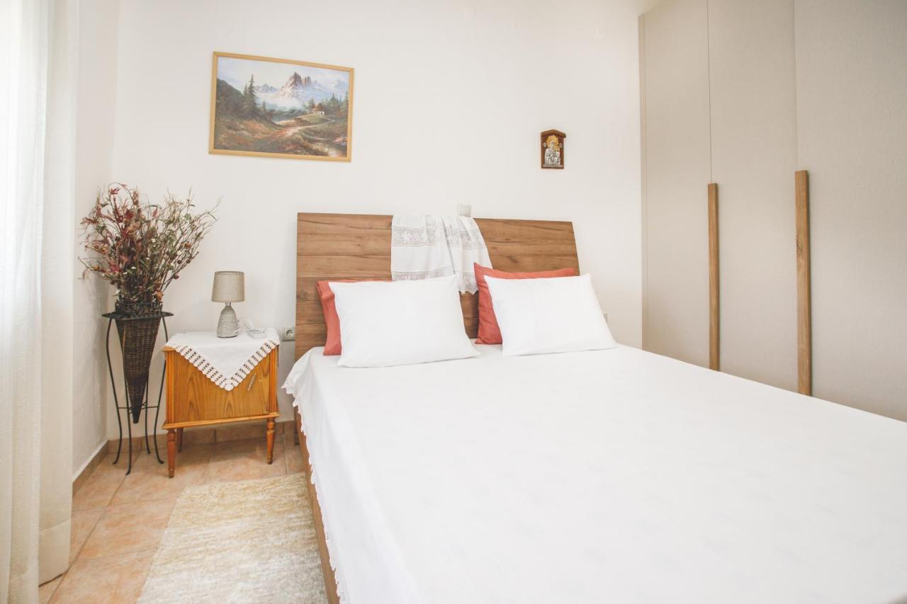 Froso'S Home Zarós Екстериор снимка